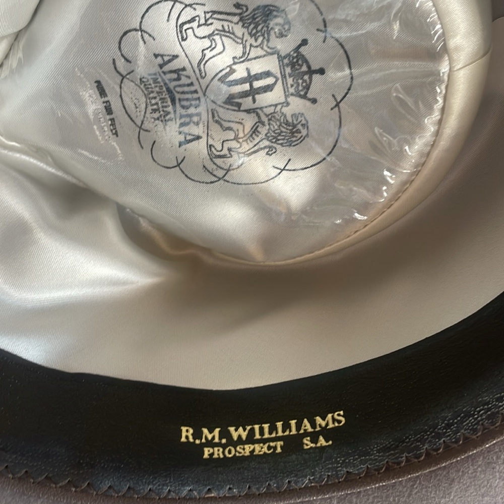 RM Williams Akubra Stockman Felt Hat - Picture 9 of 9